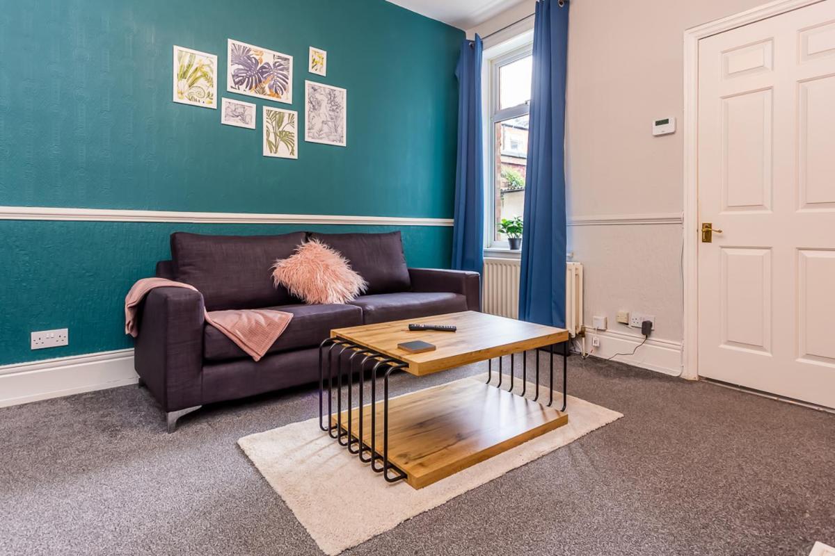 גטשהד ◑Lovely 2 Bed Flat ◑ Wifi ◑ Nr Avondale Park◑ מראה חיצוני תמונה